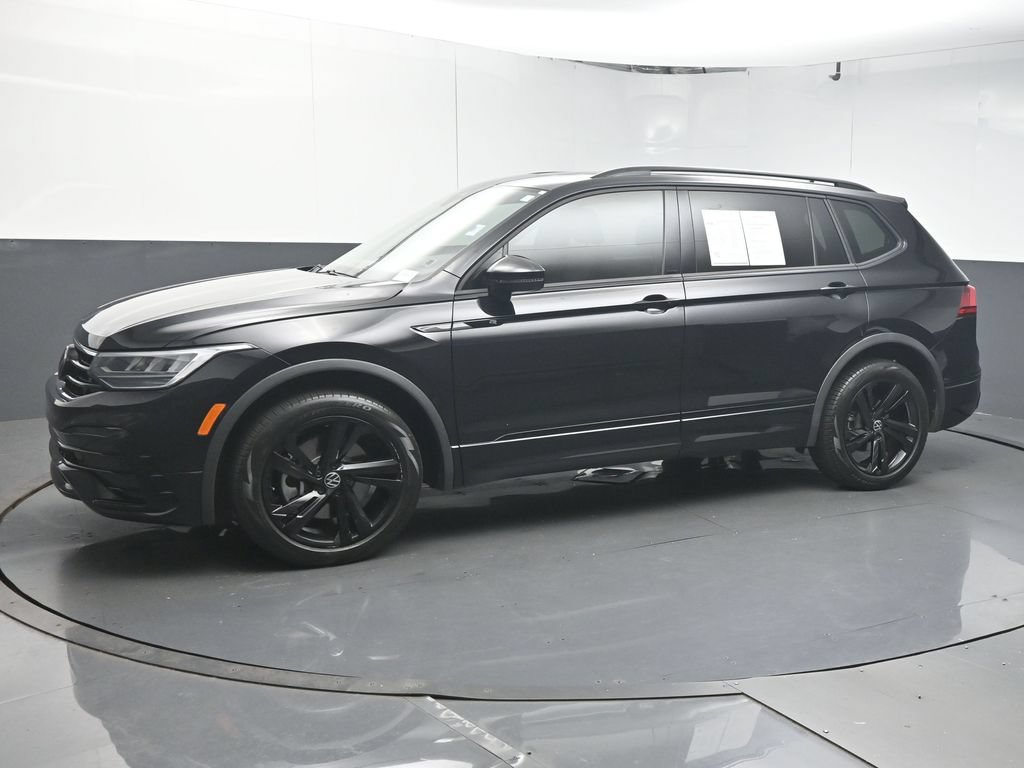 Used 2023 Volkswagen Tiguan SE R-Line FWD image 4