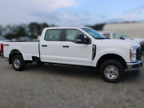 Used 2024 Ford F250 XL w/ XL Chrome Package AWD/4WD image 1