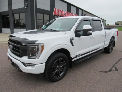 Used 2022 Ford F150 Lariat w/ Equipment Group 502A High image 3