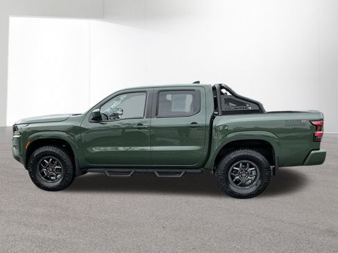 Used 2024 Nissan Frontier SV AWD/4WD image 8