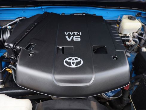 Used 2007 Toyota FJ Cruiser 2WD image 13