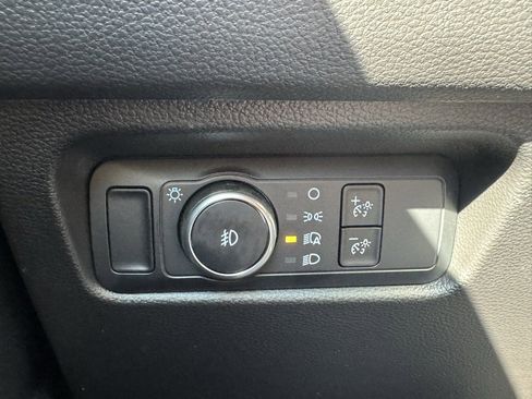 New 2025 Ford Ranger XLT w/ Equipment Group 301A High image 38