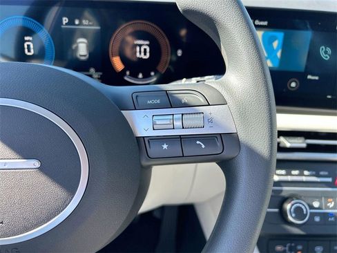 New 2026 Hyundai Tucson SE image 27