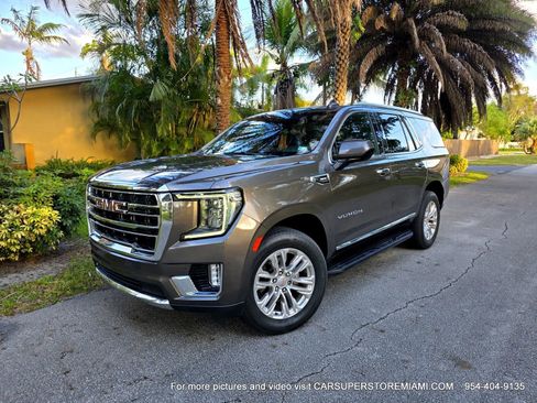 Used 2021 GMC Yukon SLT RWD image 4
