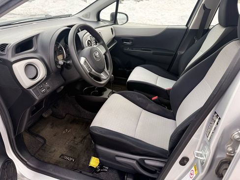 Used 2012 Toyota Yaris LE image 11
