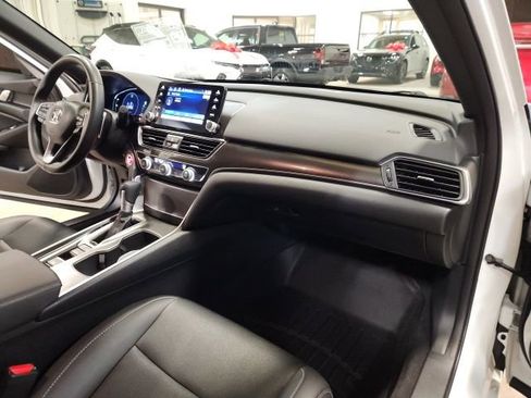 Used 2022 Honda Accord Sport image 30