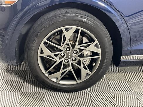 Used 2023 Genesis GV70 2.5T w/ Advanced Package image 29