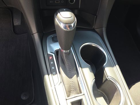 Used 2020 Chevrolet Equinox LT image 21