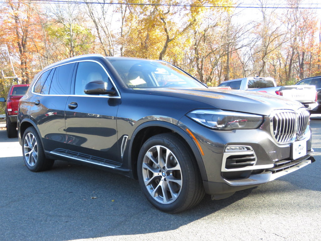 Used 2021 BMW X5 xDrive45e w/ Convenience Package AWD/4WD image 3