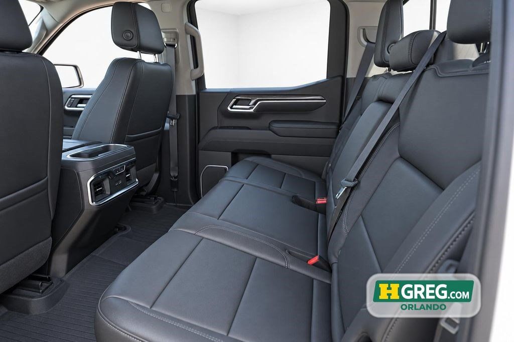 Used 2023 Chevrolet Silverado 1500 LTZ AWD/4WD image 13