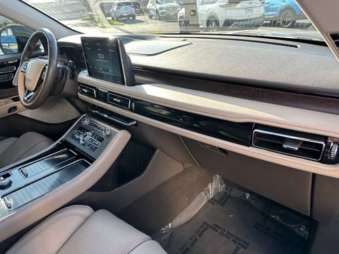 Used 2022 Lincoln Aviator Reserve w/ Equipment Group 201A image 23