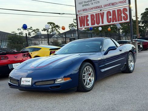 Used 2004 Chevrolet Corvette Z06 w/ Z06 Preferred Equipment Group RWD image 6