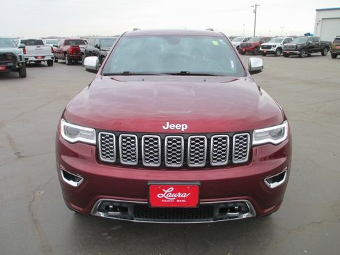 Used 2018 Jeep Grand Cherokee Overland image 10