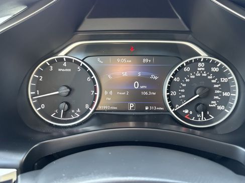 Used 2018 Nissan Murano Platinum w/ Cargo Package FWD image 12