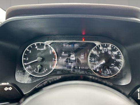 Used 2023 Nissan Rogue SV image 14