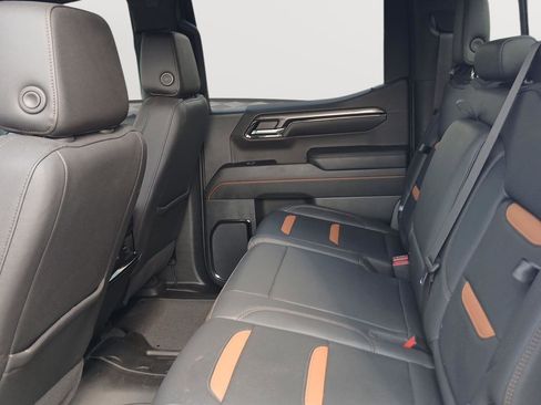 Used 2023 GMC Sierra 1500 AT4 w/ AT4 Premium Package image 23