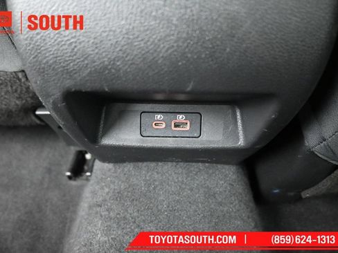 Used 2024 Nissan Altima 2.5 SV AWD/4WD image 23