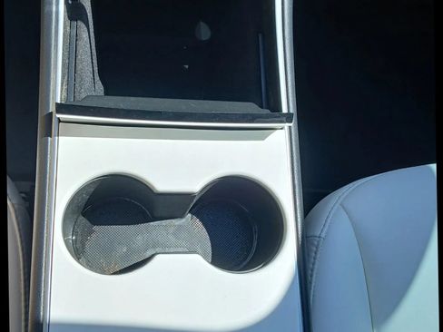 Used 2020 Tesla Model Y Long Range AWD/4WD image 33