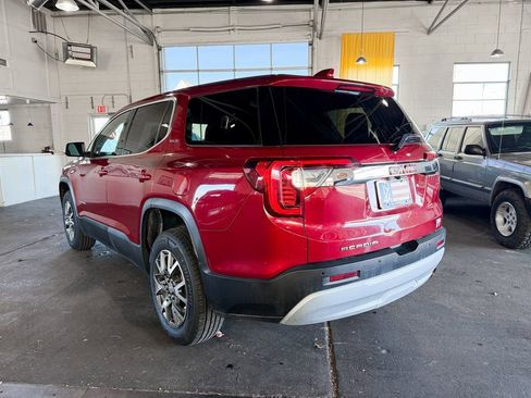 Used 2020 GMC Acadia SLE w/ LPO, Floor Liner Package image 12
