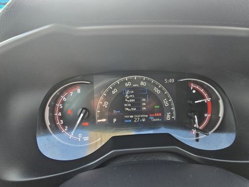 Certified 2025 Toyota RAV4 XLE image 20