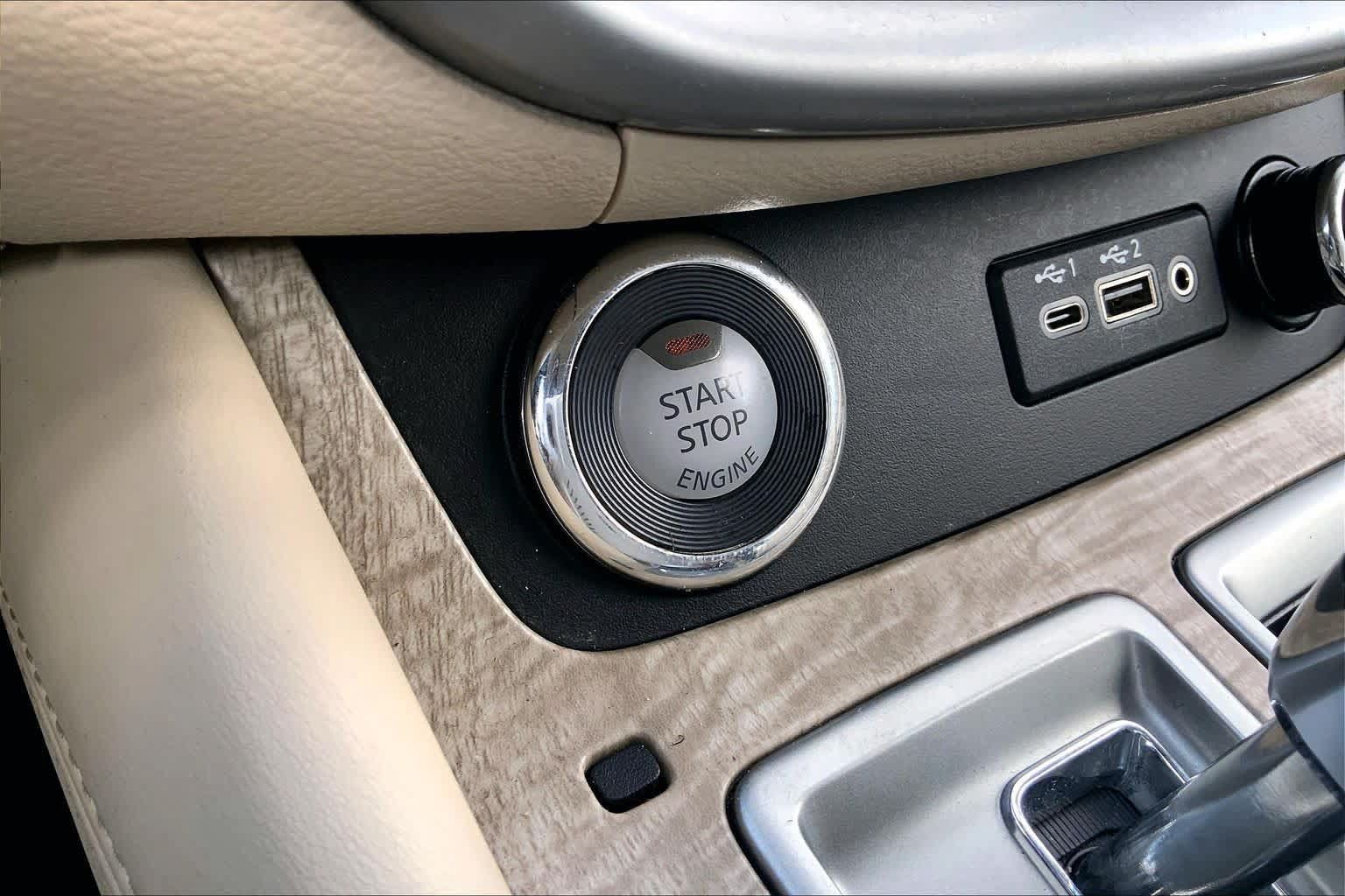 Used 2020 Nissan Murano SL FWD image 34