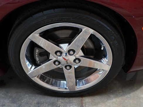 Used 2007 Chevrolet Corvette Coupe w/ Preferred Equipment Group image 61