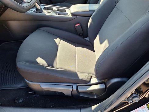 Used 2024 Nissan Sentra S image 29