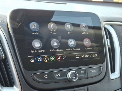 Used 2024 Chevrolet Malibu LT image 17