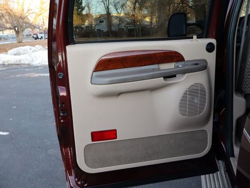 Used 2000 Ford Excursion Limited image 27