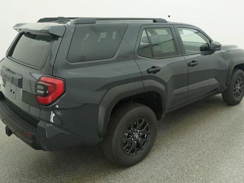 New 2026 Toyota 4Runner SR5 image 7