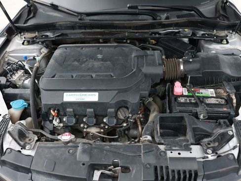 Used 2016 Honda Accord Touring image 47