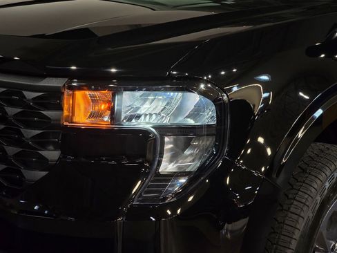 New 2025 Ford Maverick XLT w/ XLT Luxury Package image 13