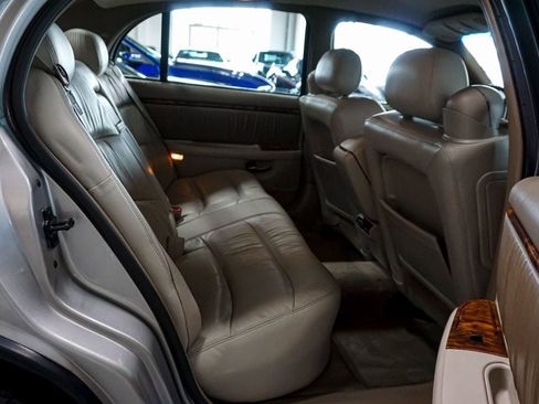 Used 2004 Buick Park Avenue Ultra FWD image 37