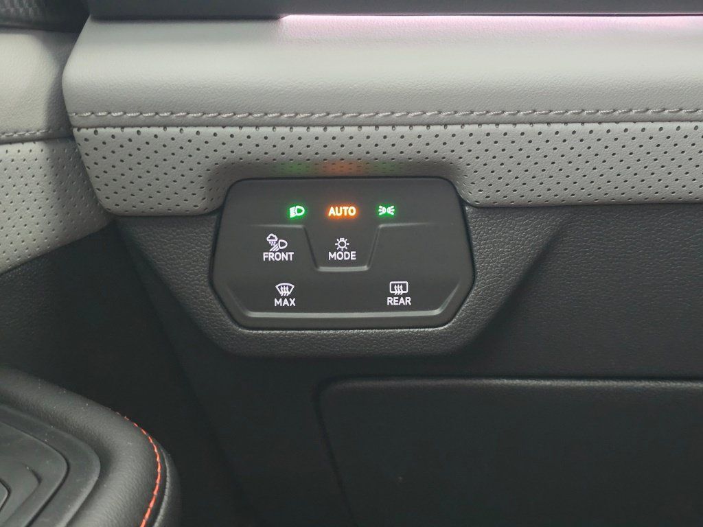 New 2026 Volkswagen Atlas Peak Edition AWD/4WD image 23
