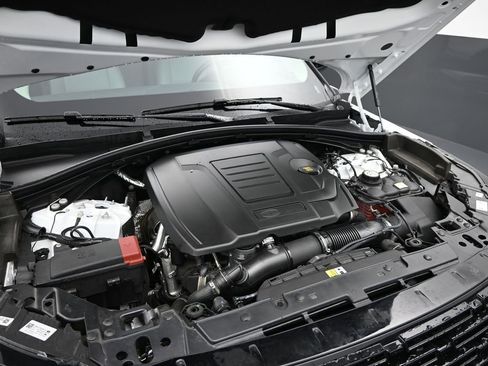 Used 2025 Land Rover Range Rover Velar S image 10