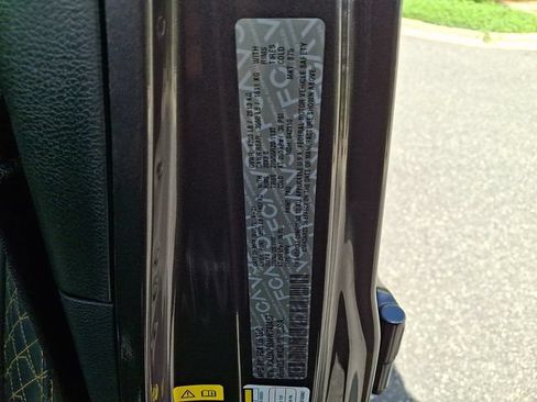 Used 2021 Jeep Wrangler Unlimited Sahara AWD/4WD image 24