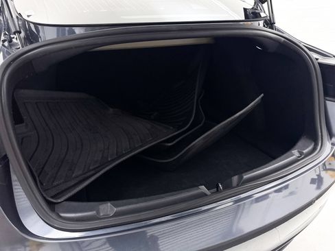 Used 2019 Tesla Model 3 Mid Range RWD image 35