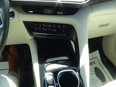 Used 2021 Buick Envision Preferred FWD image 25