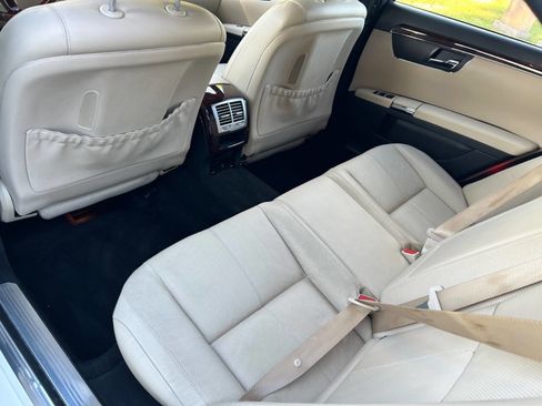 Used 2009 Mercedes-Benz S 550 4MATIC image 23