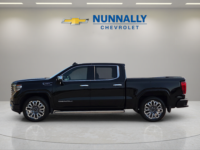 Used 2023 GMC Sierra 1500 Denali Ultimate AWD/4WD image 2