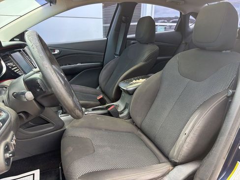 Used 2015 Dodge Dart SXT w/ Sun/Sound Group FWD image 10