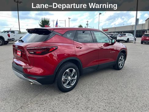 Used 2023 Chevrolet Blazer LT w/ Driver Confidence Package AWD/4WD image 6
