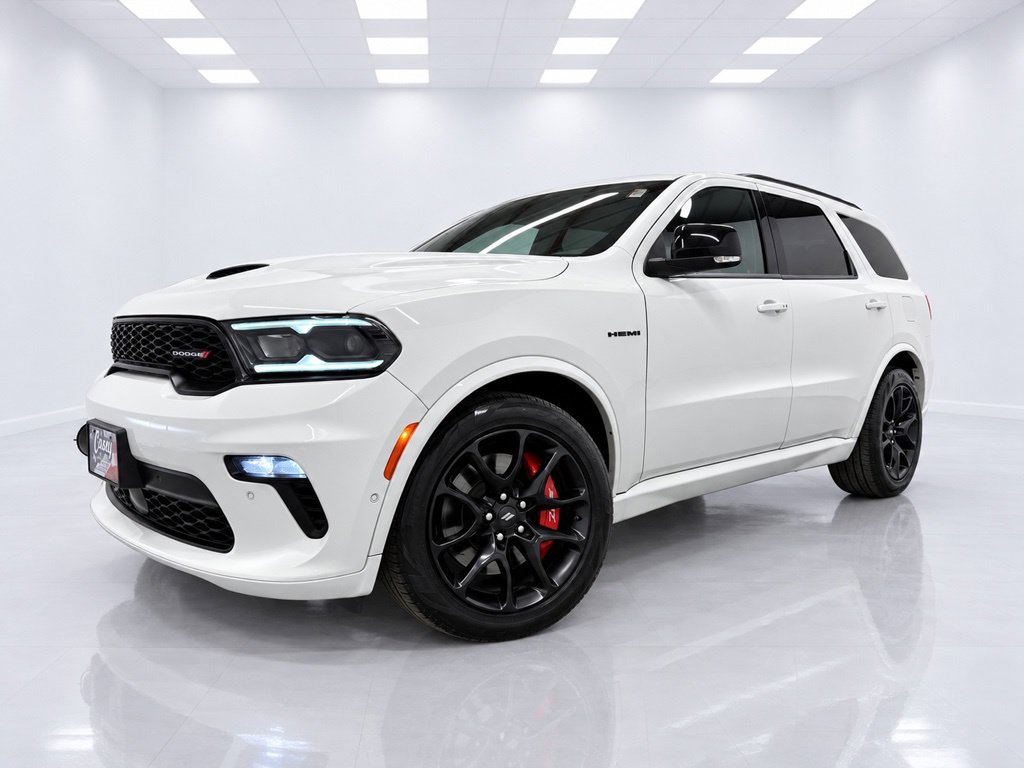 Used 2023 Dodge Durango R/T w/ Tow 'N Go Package AWD/4WD image 4