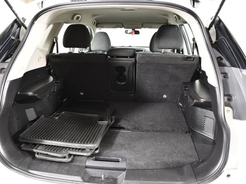 Used 2015 Nissan Rogue S AWD/4WD image 47