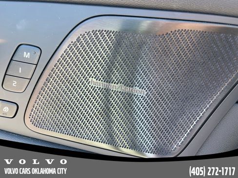 Certified 2023 Volvo XC60 B5 Ultimate w/ Climate Package FWD image 13