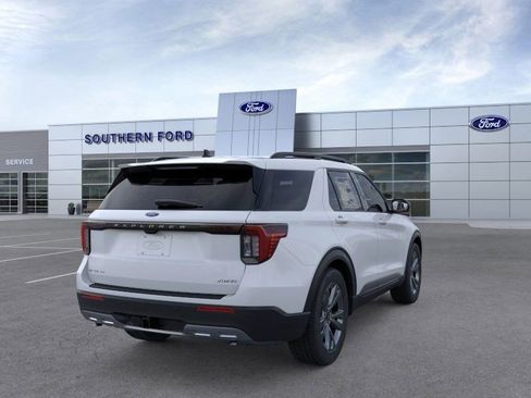 New 2026 Ford Explorer Active w/ Active Comfort Package AWD/4WD image 9