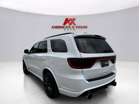 Used 2018 Dodge Durango SRT w/ Technology Group AWD/4WD image 4
