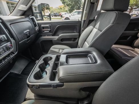 Used 2017 Chevrolet Silverado 2500 LT w/ LT Fleet Convenience Package AWD/4WD image 33