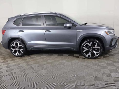 Used 2023 Volkswagen Taos SEL AWD/4WD image 19