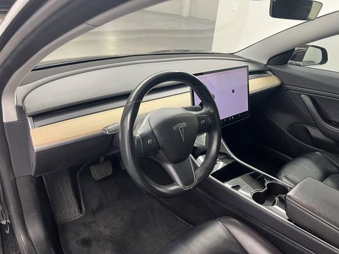 Used 2018 Tesla Model 3 Long Range image 7